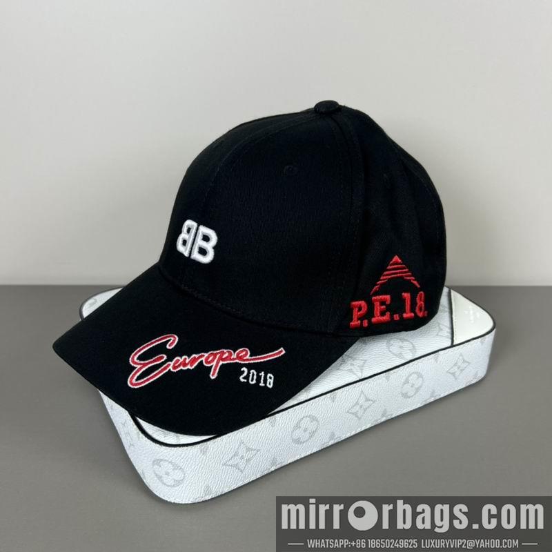 Balenciaga Hat dx32