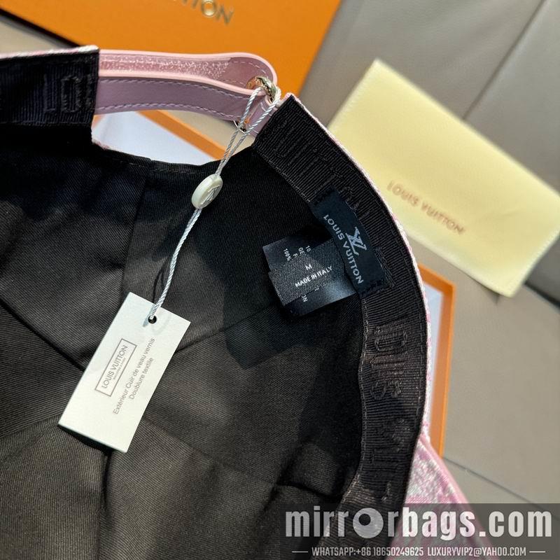LV Hat dx121