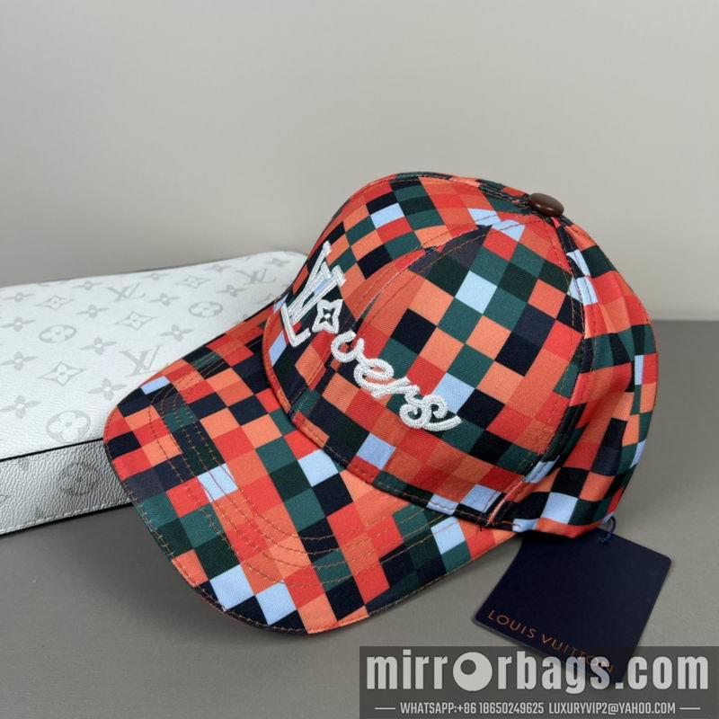 LV Hat dx69
