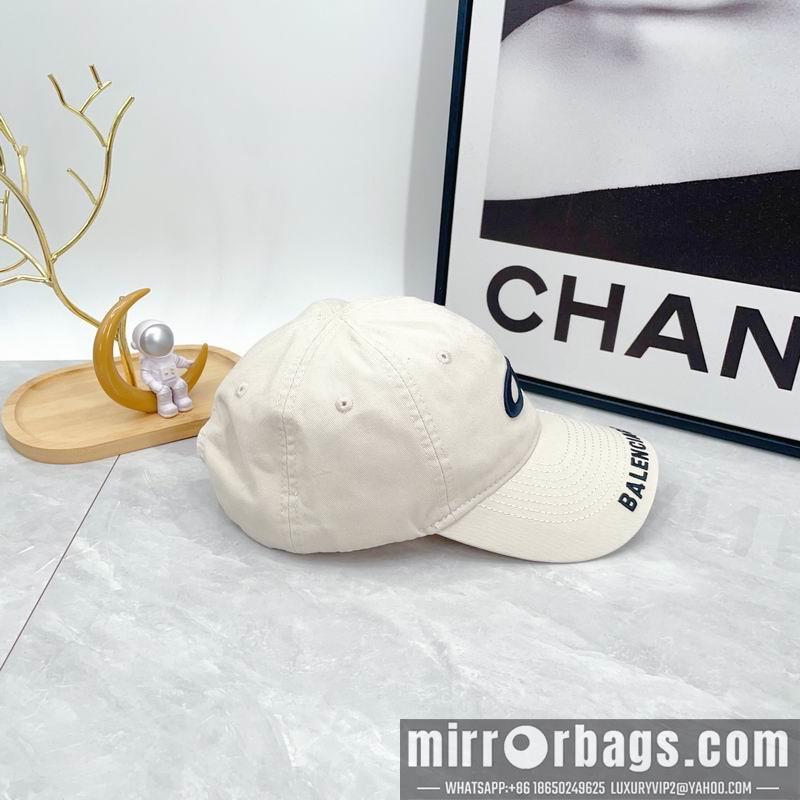 Balenciaga Hat dx67