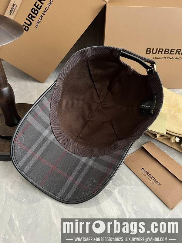 Burberry Hat dx39