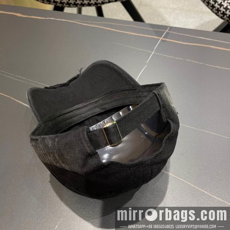 Prada Hat 090601