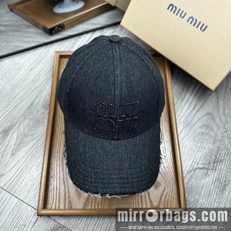 Miumiu Hat dx63