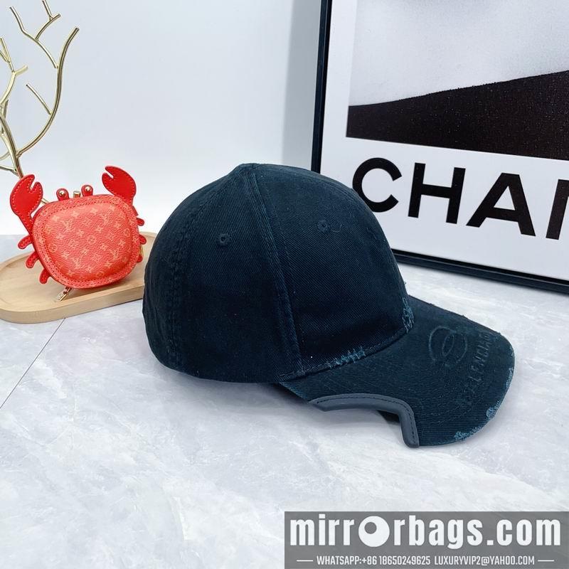 Balenciaga Hat dx120