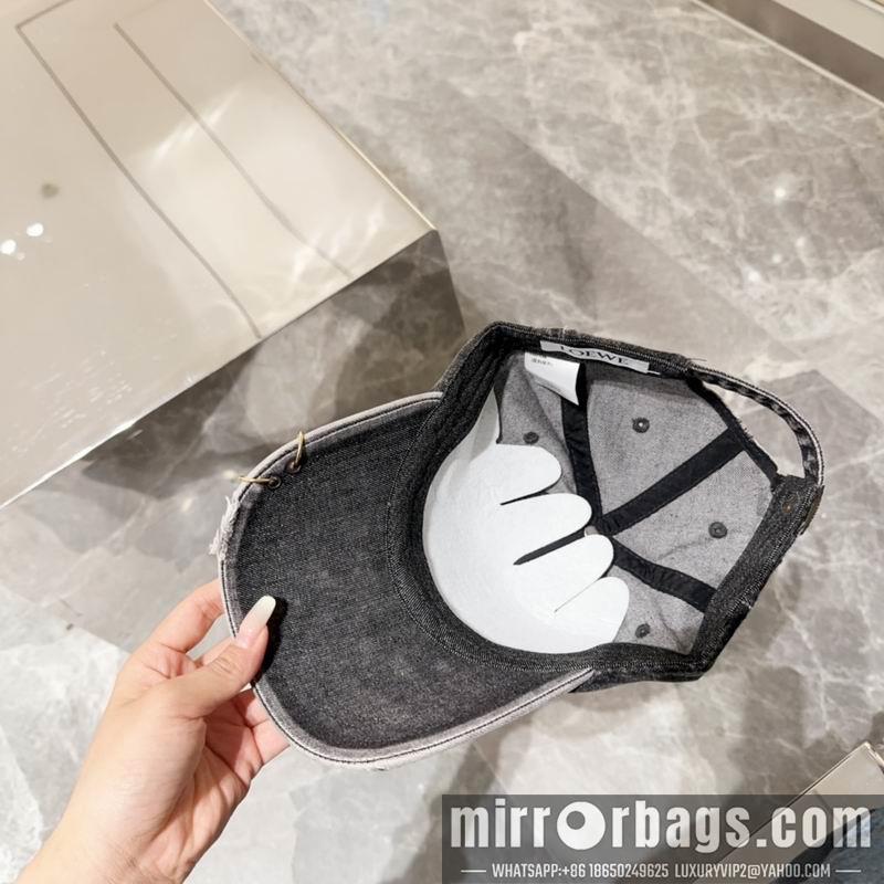 Loewe Hat 072201
