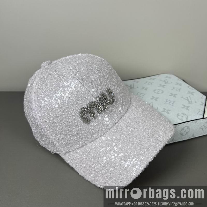 Miumiu Hat dx40