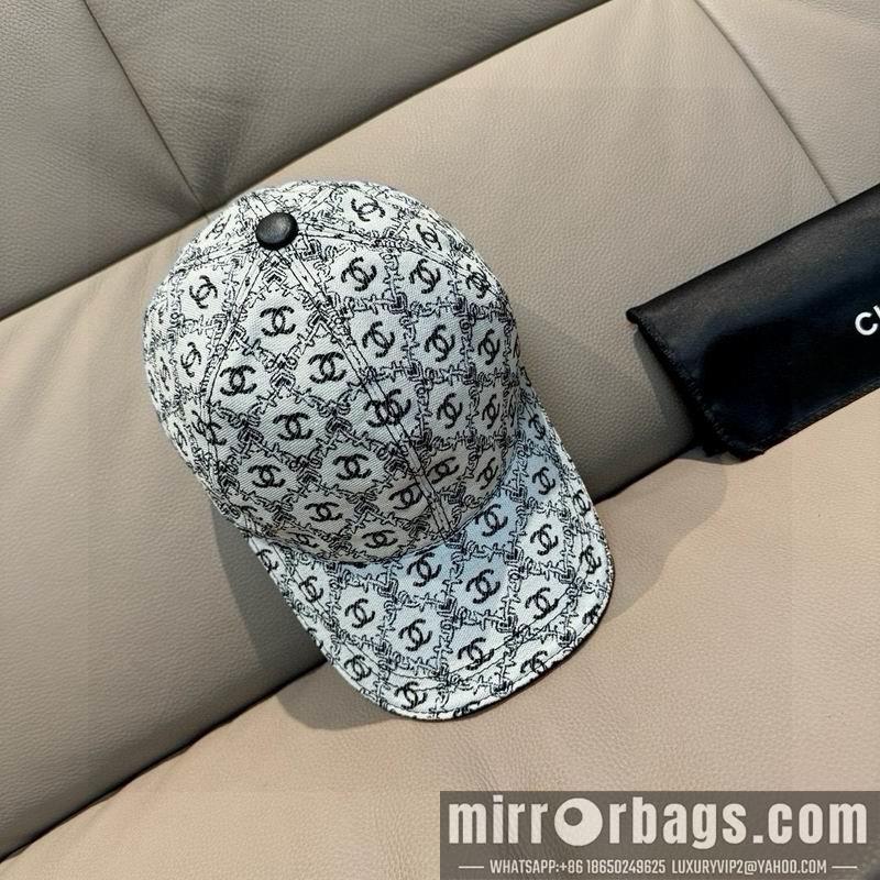 Chanel Hat dx45