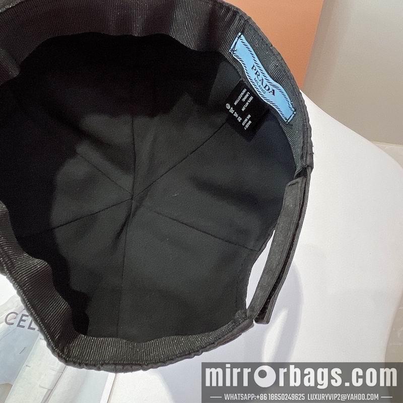 Prada Hat dx19