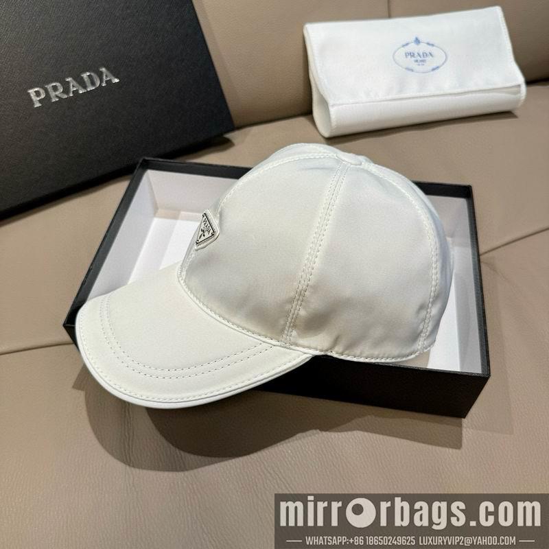 Prada Hat dx71