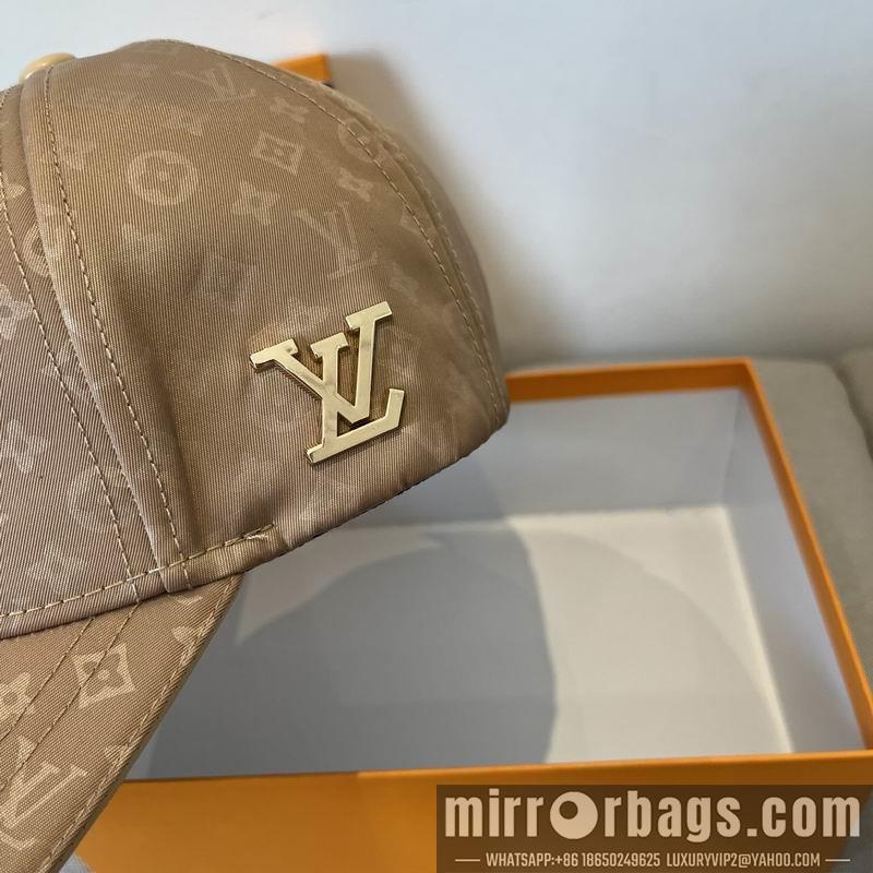 LV Hat dx67