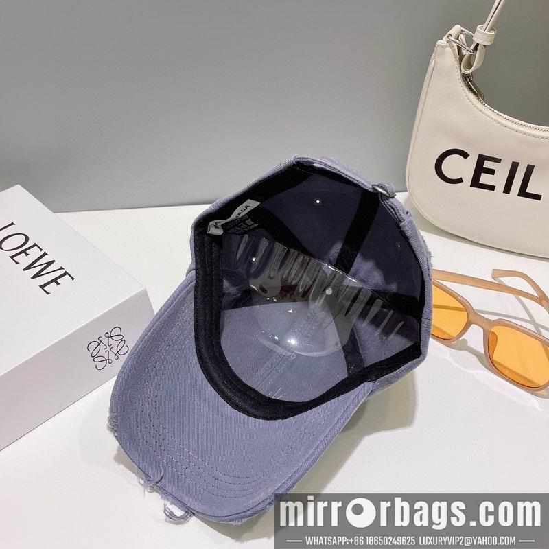 Balenciaga Hat dx26