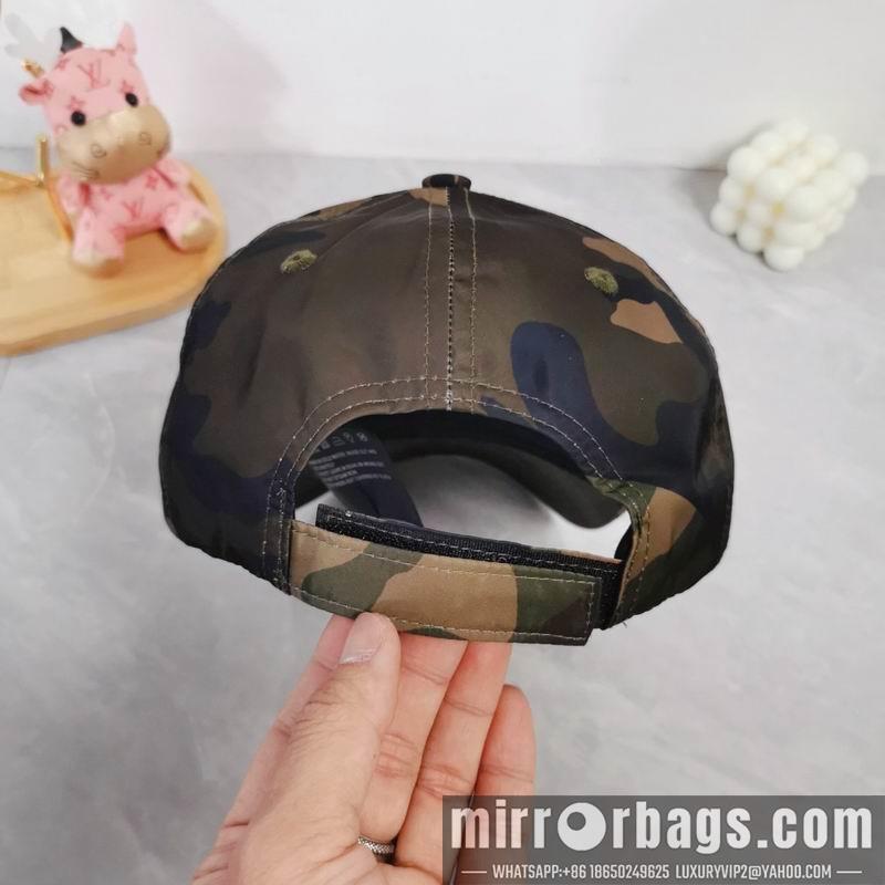 Prada Hat dx02