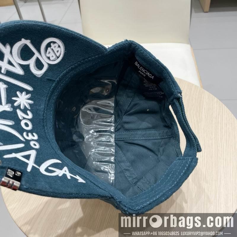 Balenciaga Hat 032001
