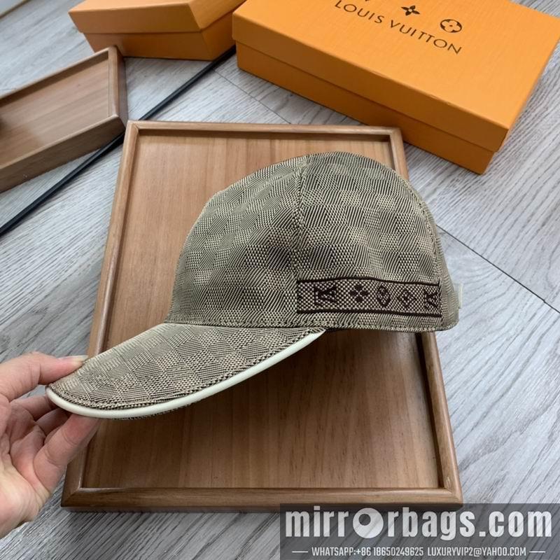 LV Hat dx151