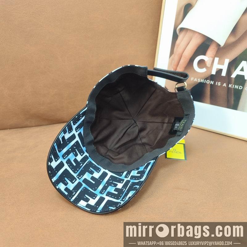Fendi Hat dx40