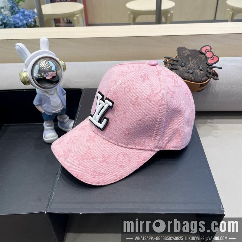 LV Hat 082601