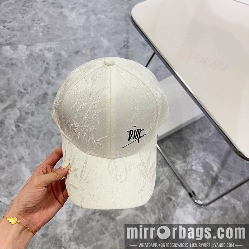Dior Hat 082604