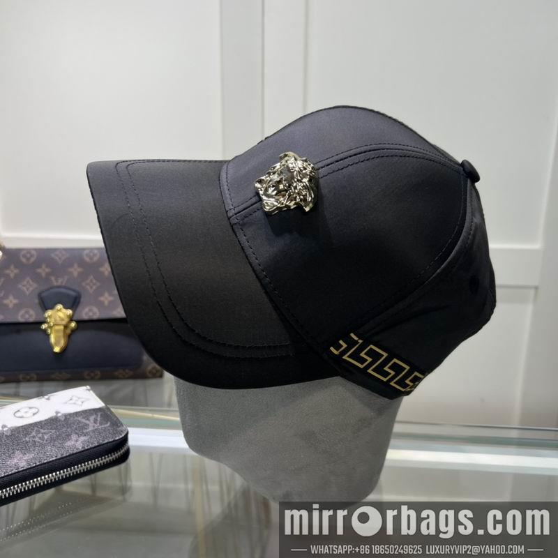 Versace Hat dx07