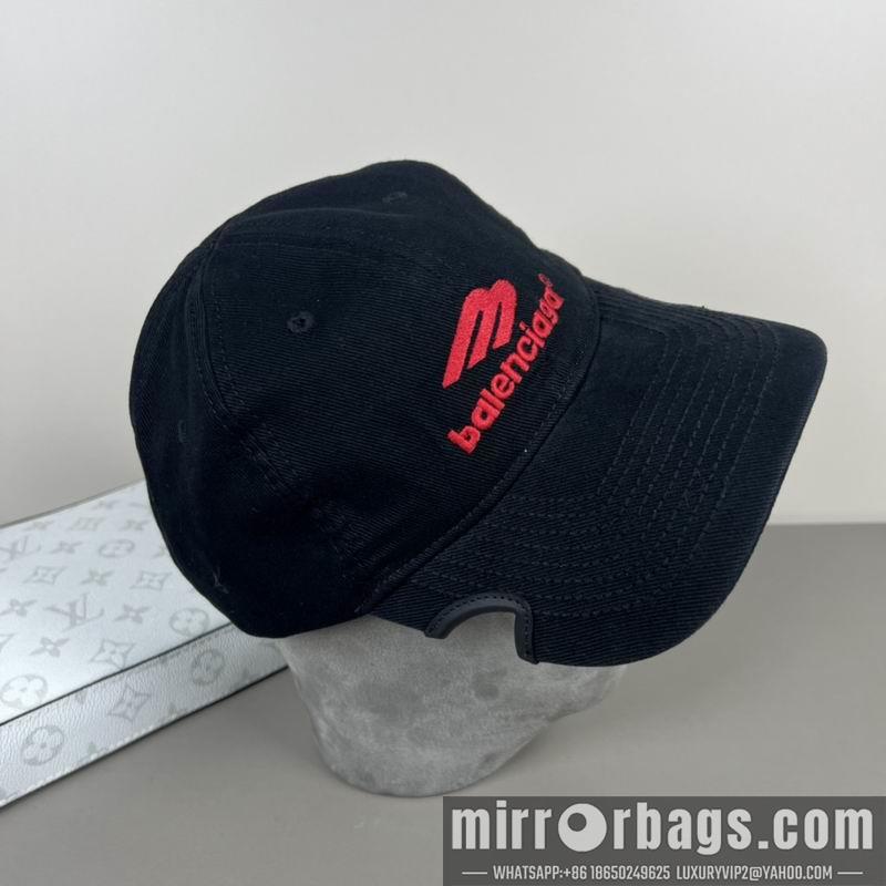 Balenciaga Hat dx28
