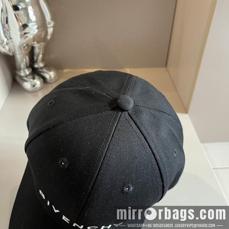 Givenchy Hat dx04