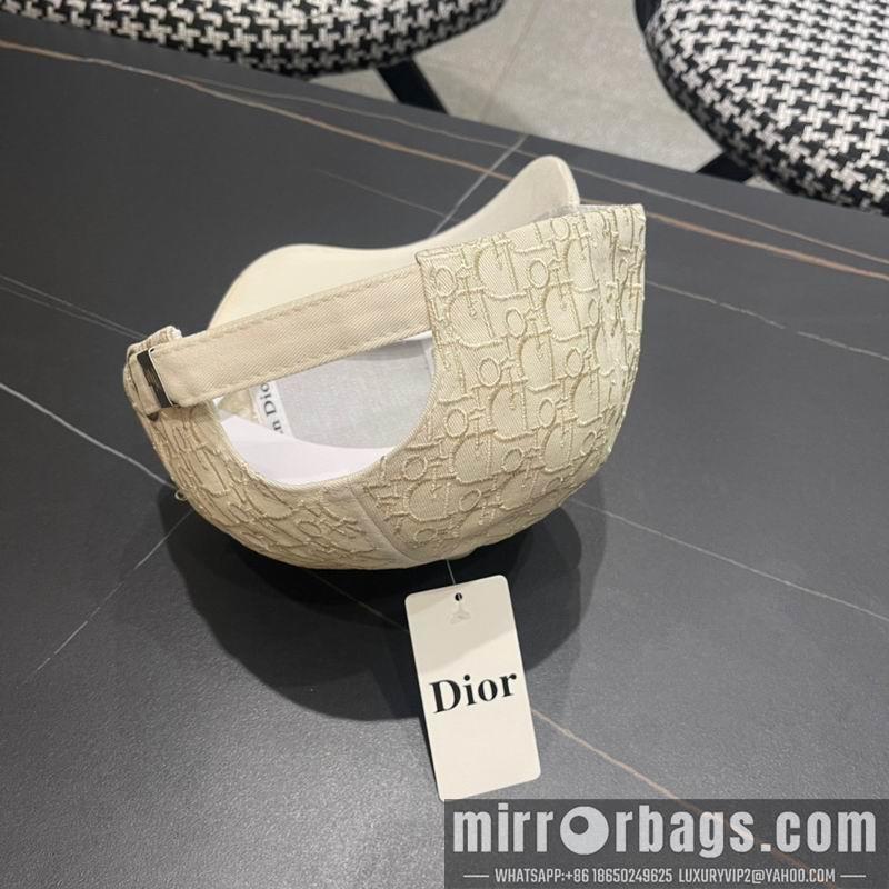 Dior Hat 083003