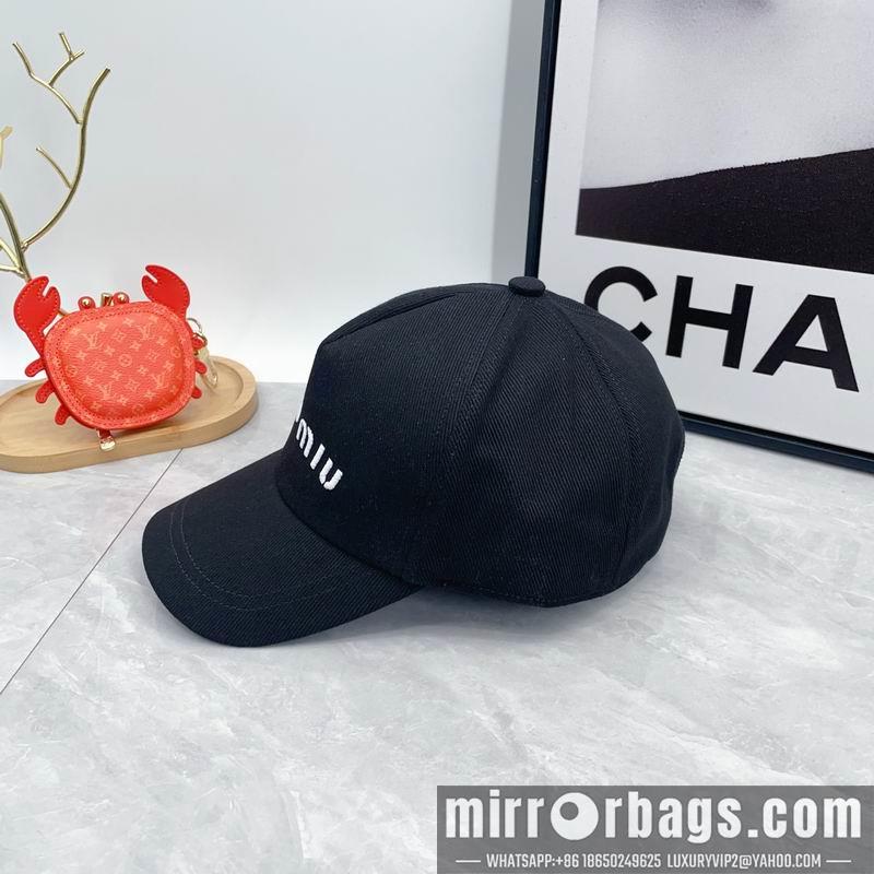 Miumiu Hat dx03