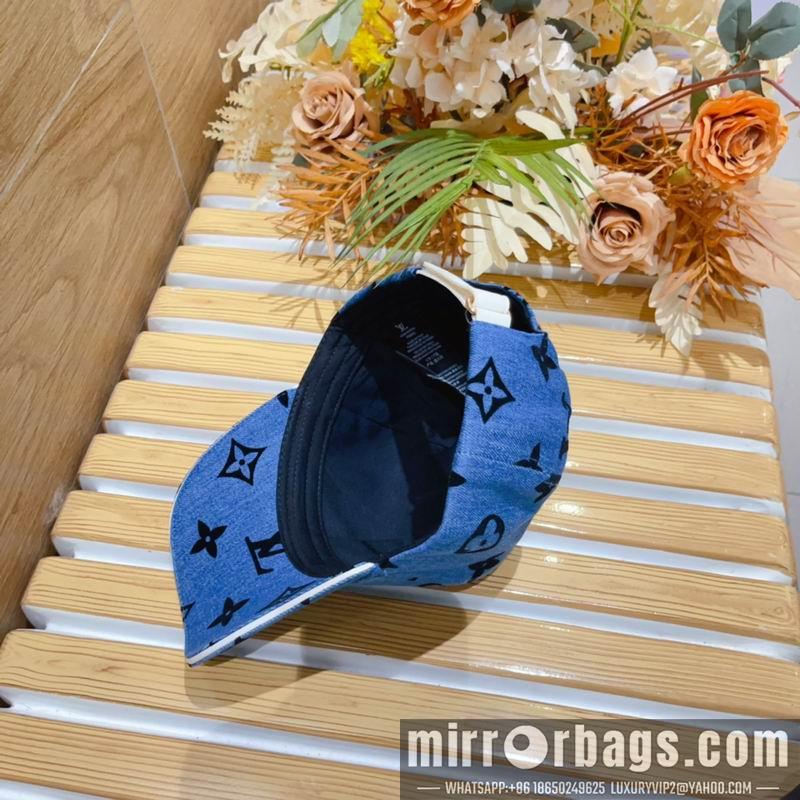 LV Hat 102803