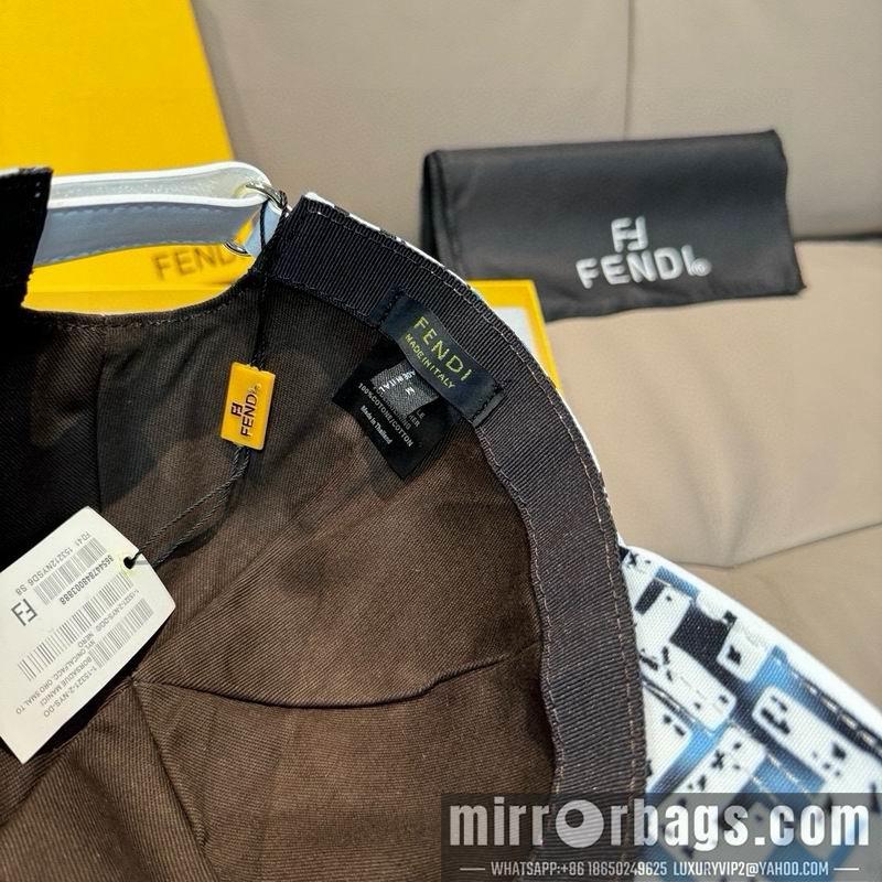 Fendi Hat dx83