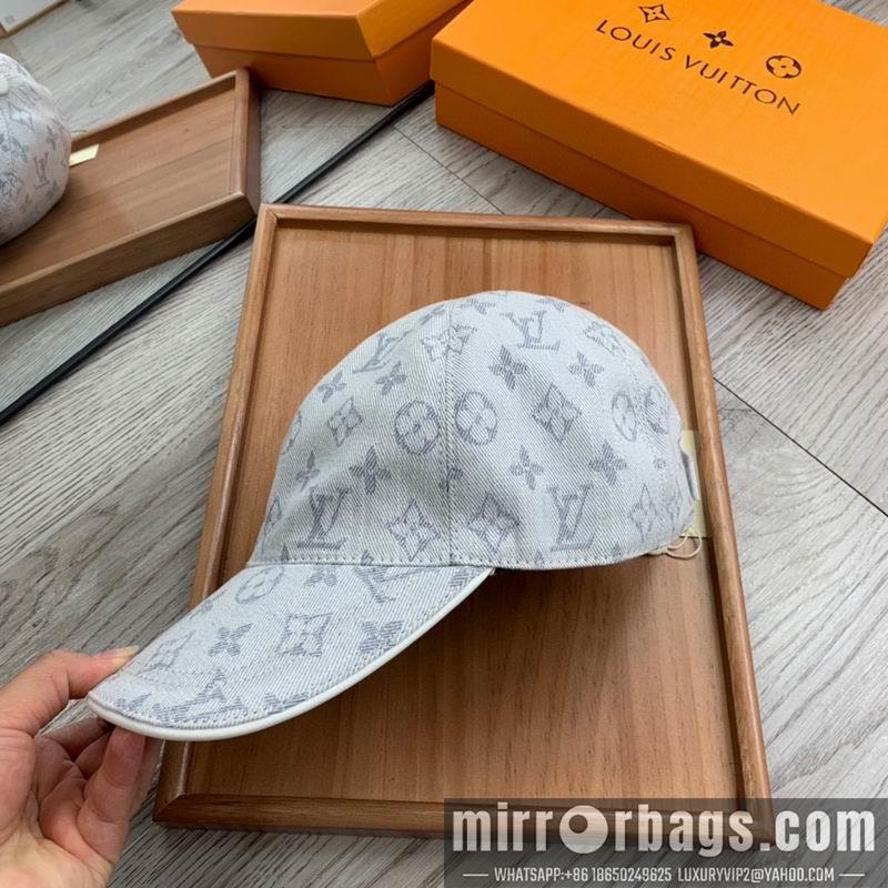 LV Hat dx172