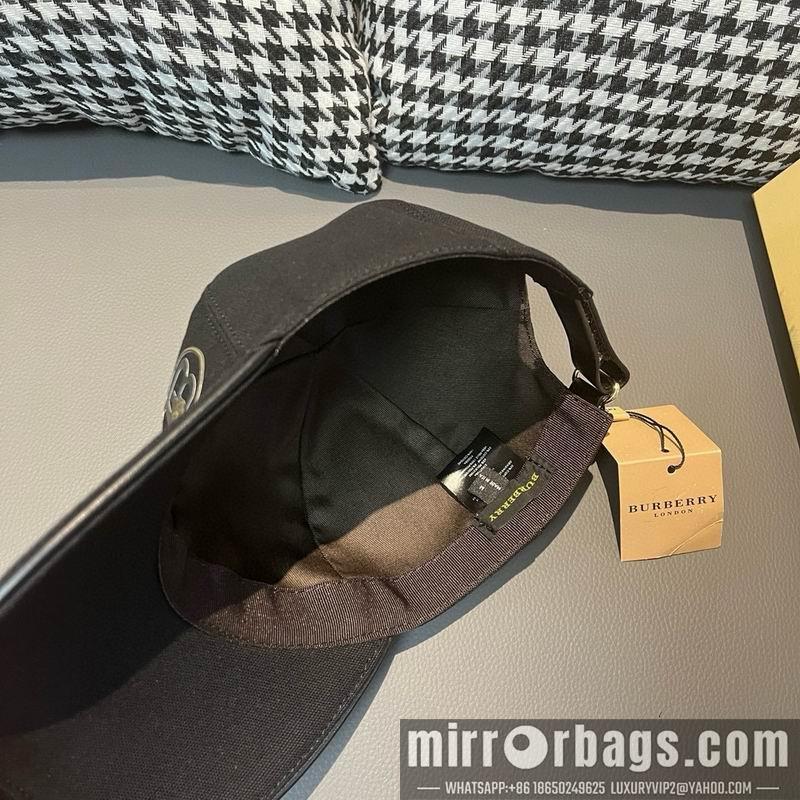 Burberry Hat 083003