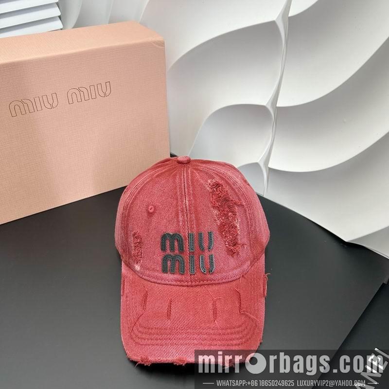 Miumiu Hat dx02