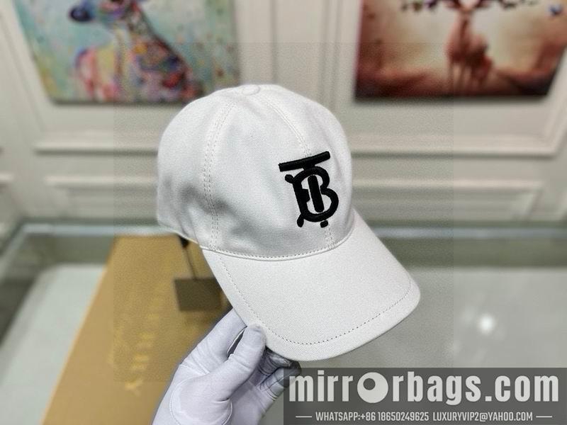 Burberry Hat 083001