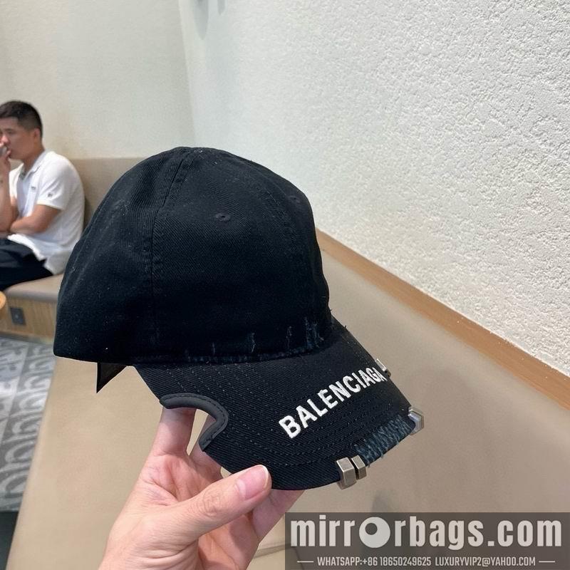 Balenciaga Hat 081802