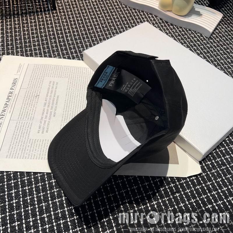 Prada Hat dx01