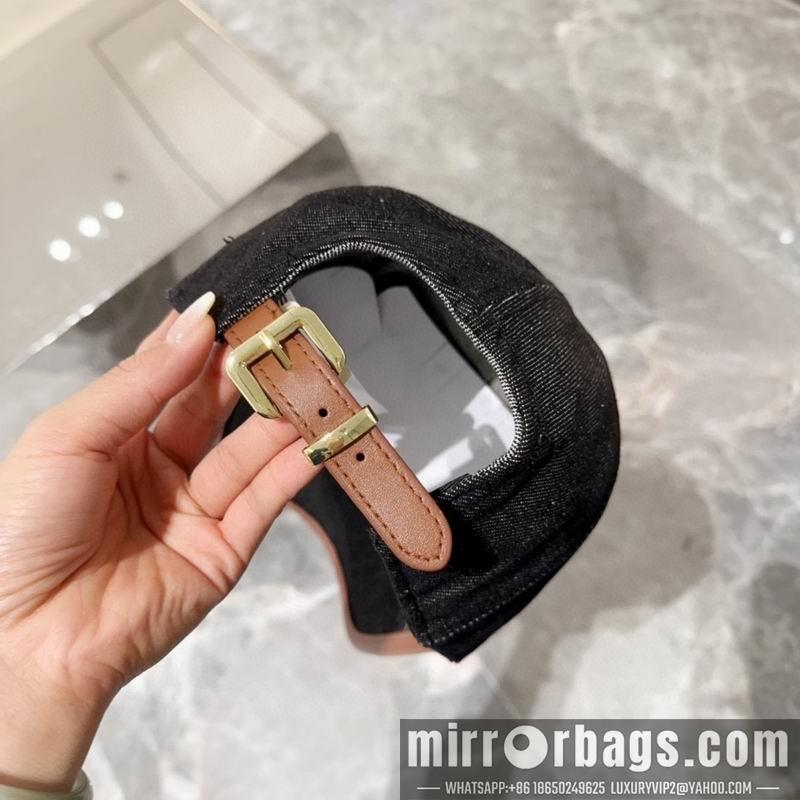 Miumiu Hat 071303