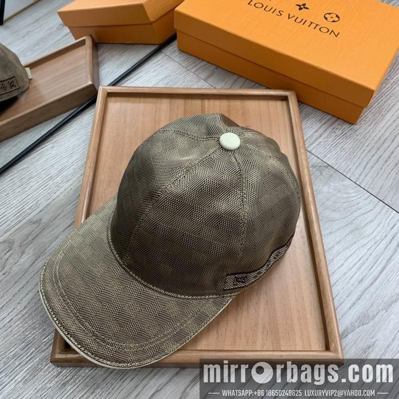LV Hat dx151