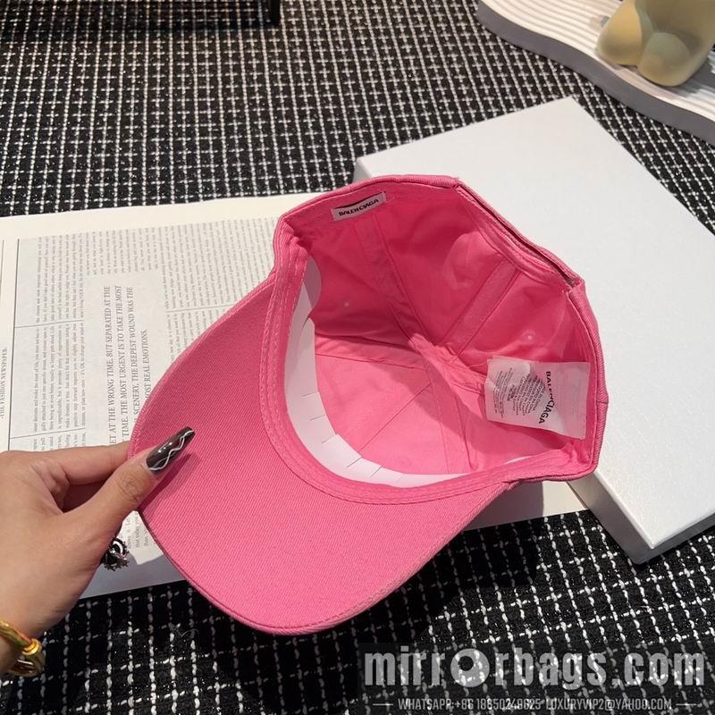 Balenciaga Hat dx14