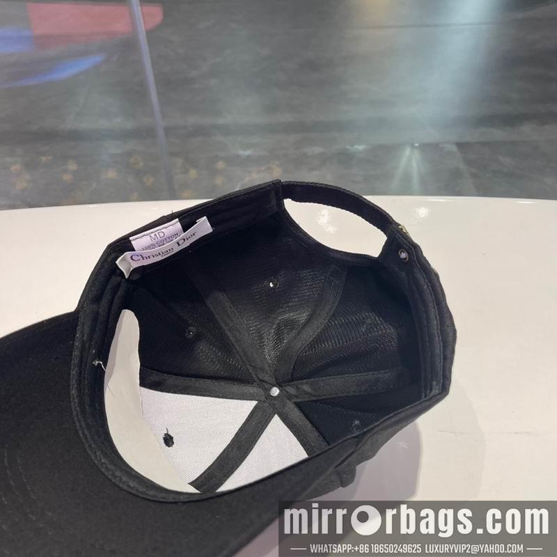 Dior Hat 082602