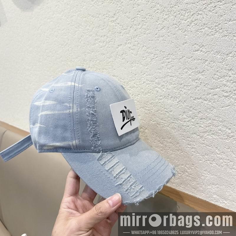 Dior Hat 072803