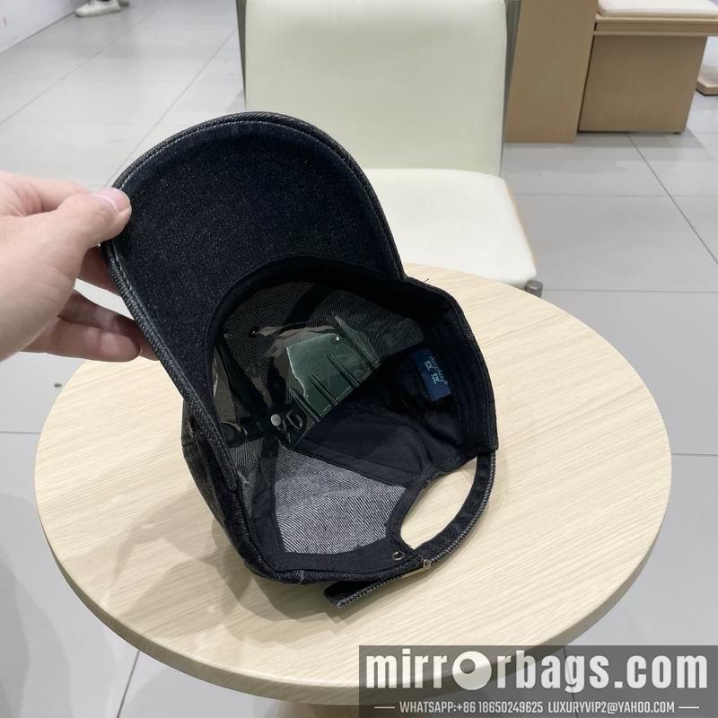 Other Hat 041404