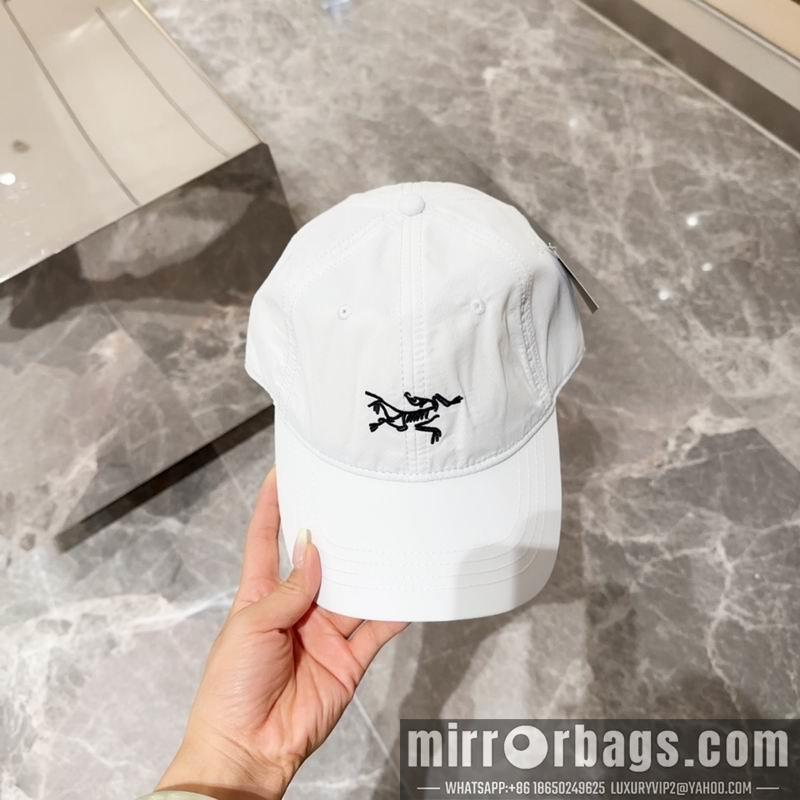 Arcteryx Hat dx11