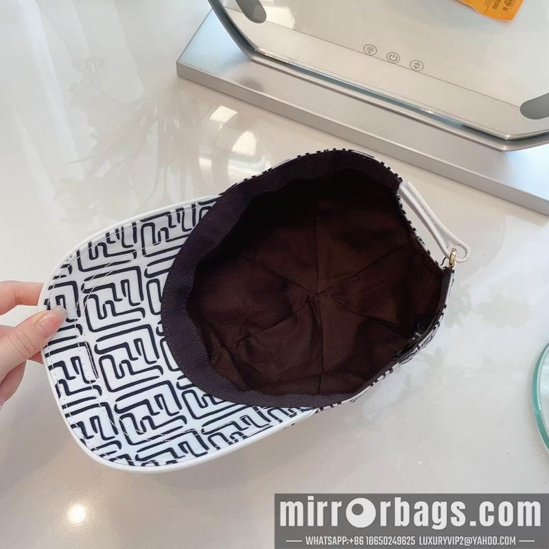Fendi Hat dx58