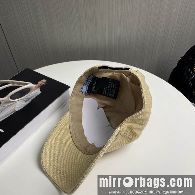Prada Hat dx37