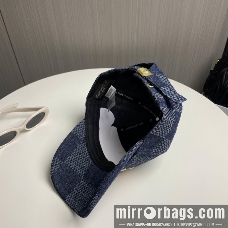 LV Hat 92702