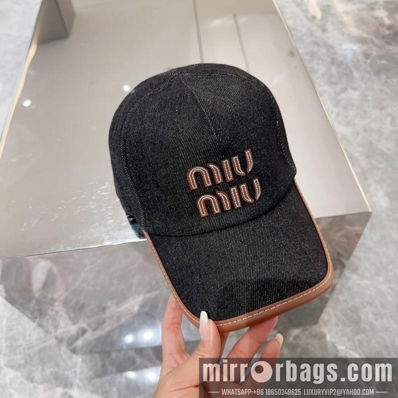Miumiu Hat dx40