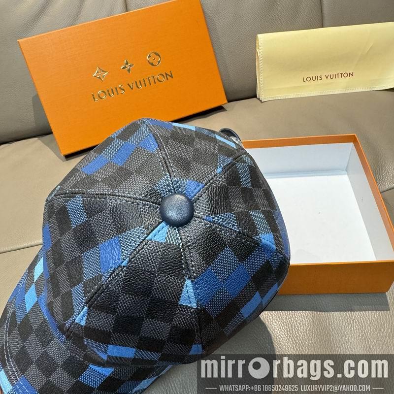 LV Hat dx161