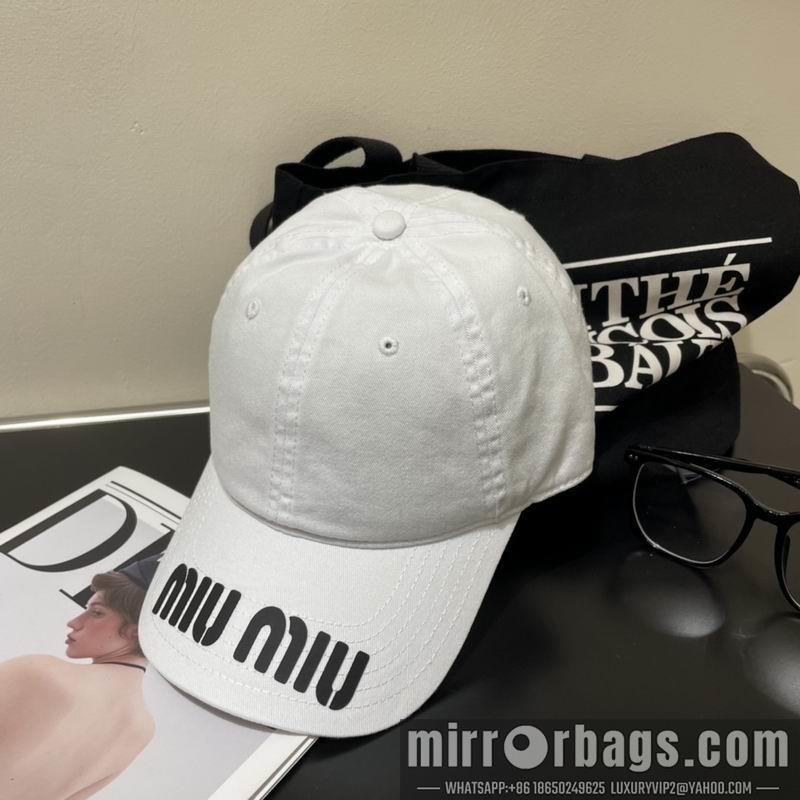 Miumiu Hat dx27