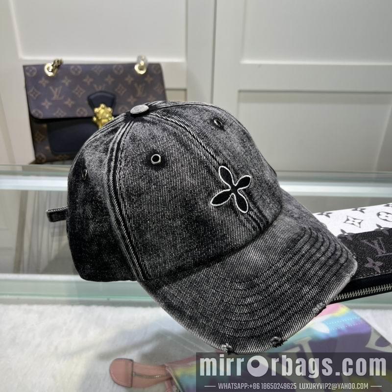 Chrome Hearts Hat dx13
