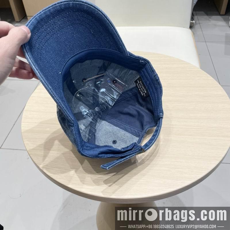 Prada Hat 040201