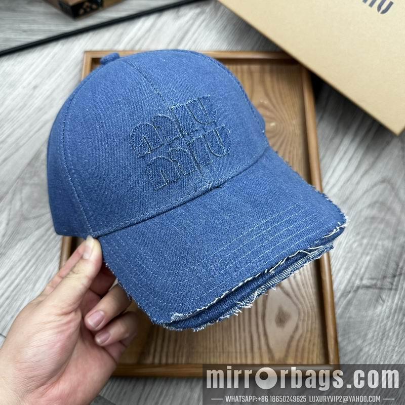 Miumiu Hat dx63